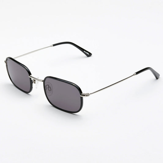 Liam Silver Black
