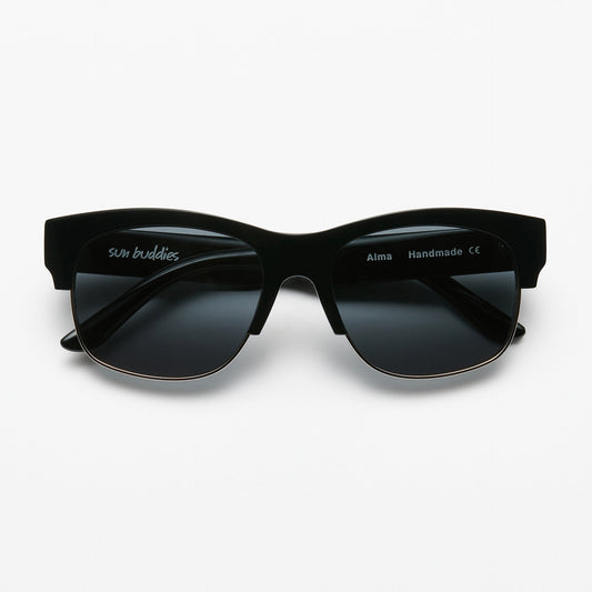 Alma Black
