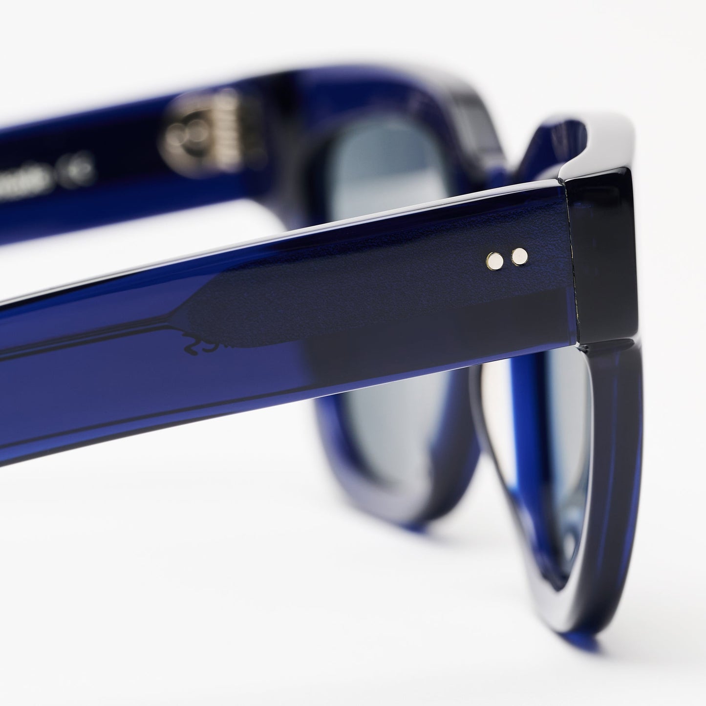 Liv Very Dark Blue